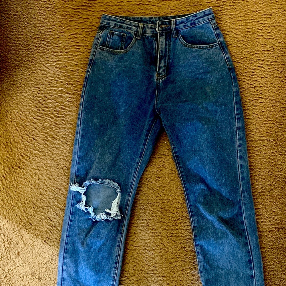 Size S (US 4) Ripped Blue jeans